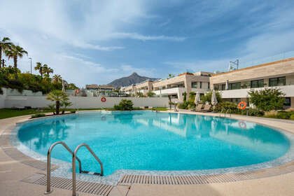 Apartment for sale in Puerto Banús, Marbella, Málaga. 