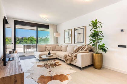 Apartment for sale in Altos de Los Monteros, Marbella, Málaga. 