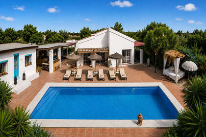 Ранчо Продажа в Alhaurín el Grande, Málaga. 