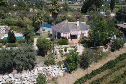 Ранчо Продажа в Alhaurín el Grande, Málaga. 