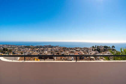 Апартаменты Продажа в Benalmádena, Málaga. 