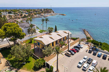 Cluster house for sale in Cabo Roig, Alicante. 