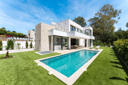 Cluster house for sale in Atalaya, La, Málaga. 