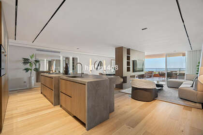 Apartment for sale in Nueva andalucia, Málaga. 