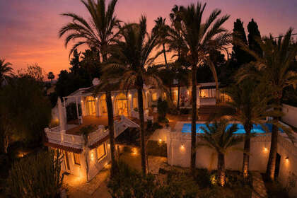 Cluster house for sale in Altea, Alicante. 