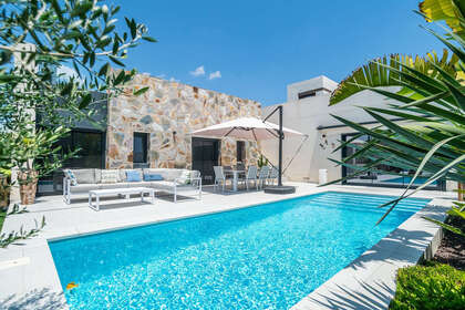 Cluster house for sale in Algorfa, Alicante. 