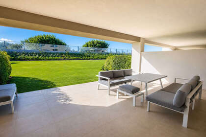 Апартаменты Продажа в Casares, Málaga. 