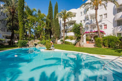 Apartment for sale in Puerto Banús, Marbella, Málaga. 