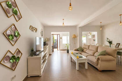 Haus zu verkaufen in Benalmádena, Málaga. 