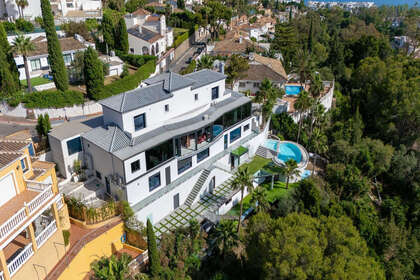 Reihenhaus zu verkaufen in Torrequebrada, Benalmádena, Málaga. 