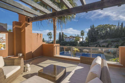 Apartment zu verkaufen in Nueva andalucia, Málaga. 
