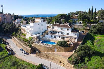Casa Cluster venda em Elviria, Marbella, Málaga. 