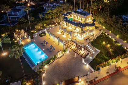 Casa Cluster venda em Nueva andalucia, Málaga. 