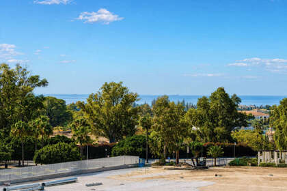 Apartment zu verkaufen in Nueva andalucia, Málaga. 