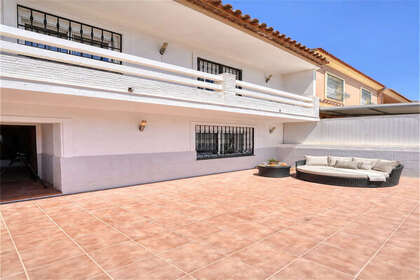 Haus zu verkaufen in Casares, Málaga. 