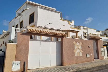 Reihenhaus zu verkaufen in Los Altos, Torrevieja, Alicante. 