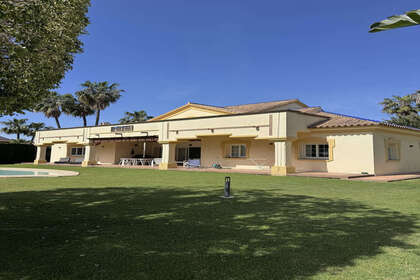 Reihenhaus zu verkaufen in Estepona, Málaga. 