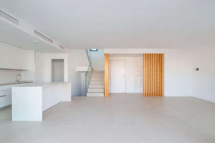 Casa Cluster venda em Estepona, Málaga. 