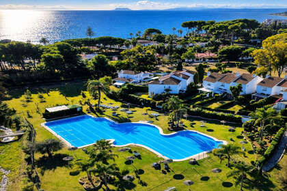 联排别墅 出售 进入 Puerto Banús, Marbella, Málaga. 