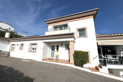 Casa Cluster venda em La Sierrezuela, Mijas, Málaga. 