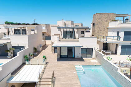Reihenhaus zu verkaufen in San Miguel de Salinas, Alicante. 