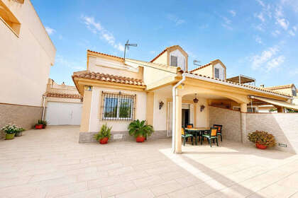 Haus zu verkaufen in Torre de la Horadada, Alicante. 