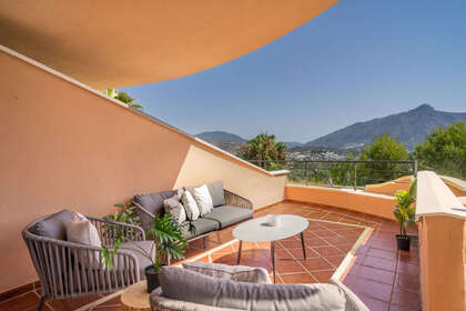 Apartmány na prodej v Nueva andalucia, Málaga. 