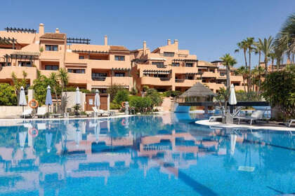 Apartment for sale in Puerto Banús, Marbella, Málaga. 