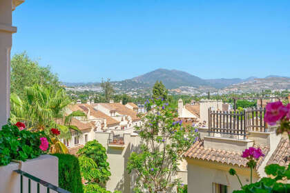 Apartmány na prodej v Nueva andalucia, Málaga. 