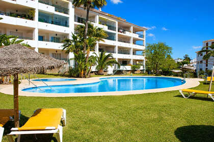 Apartment for sale in Calahonda, Mijas, Málaga. 