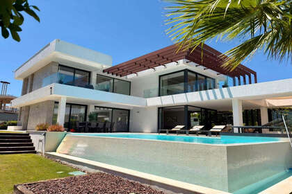 Townhouse vendita in Puerto Banús, Marbella, Málaga. 