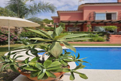 Townhouse vendita in Pinares de San AntÓn, Málaga. 