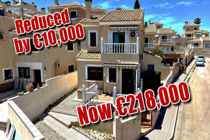 Townhouse vendita in San Miguel de Salinas, Alicante. 