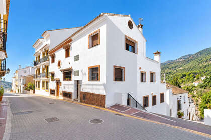房子 出售 进入 Ojén, Málaga. 