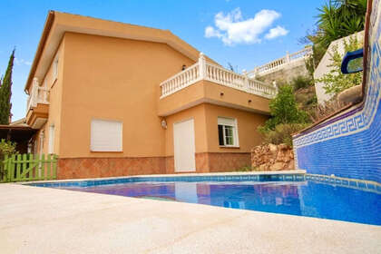 Townhouse vendita in Coín, Málaga. 