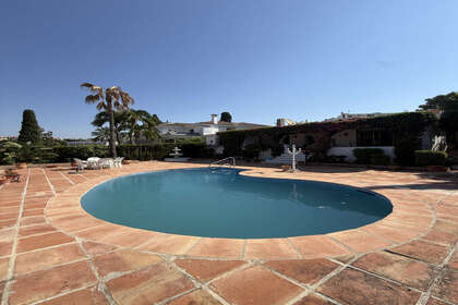 Townhouse vendita in Nueva Andalucía, Marbella, Málaga. 