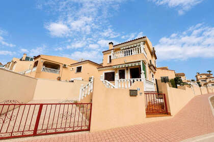 Townhouse vendita in Blue Lagoon, San Miguel de Salinas, Alicante. 
