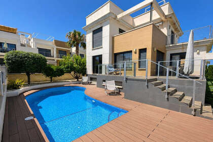 Townhouse vendita in Zenia, La, Alicante. 