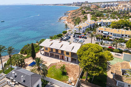 Townhouse vendita in Cabo Roig, Alicante. 