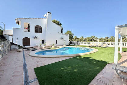 Townhouse vendita in Villamartín, Alicante. 