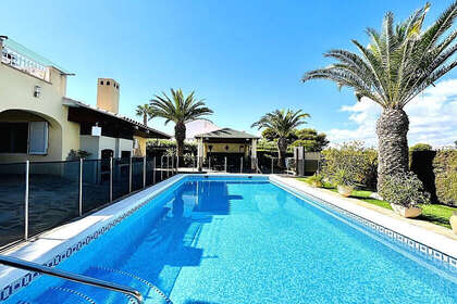 Townhouse vendita in Cabo Roig, Alicante. 