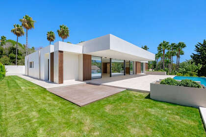Townhouse vendita in Sotogrande, Cádiz. 