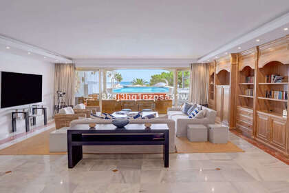 Appartementen verkoop in Puerto Banús, Málaga. 