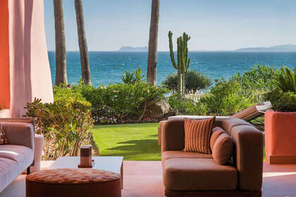 Apartment for sale in Puerto Banús, Marbella, Málaga. 