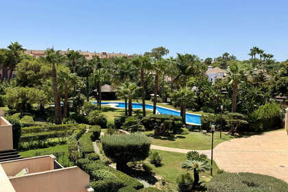 Penthouses verkoop in Puerto Banús, Málaga. 