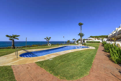 Plenthuse til salg i Calahonda, Mijas, Málaga. 