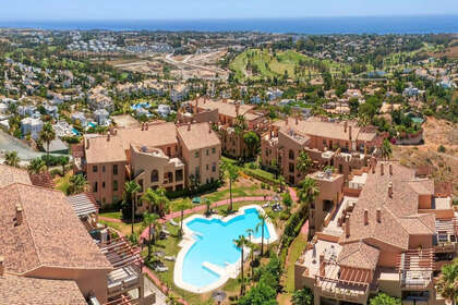 Lejlighed til salg i El Paraiso, Estepona, Málaga. 