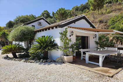 Cluster house for sale in Monda, Málaga. 