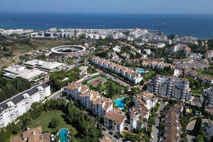 Lejlighed til salg i Nueva andalucia, Málaga. 