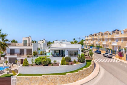 Klynge huse til salg i Xara, la, Alicante. 